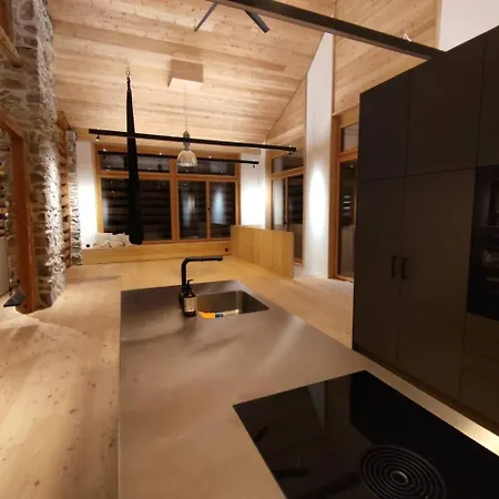 Apartament Historisches Stallhaus In Lumbrein Mit Kamin, Bergblick, Ski & Familie *
