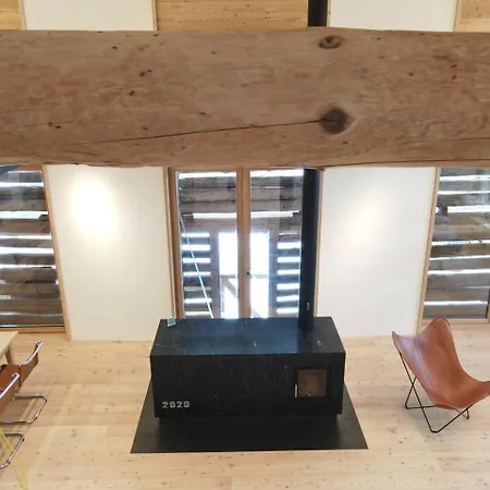 Apartament Historisches Stallhaus In Lumbrein Mit Kamin, Bergblick, Ski & Familie