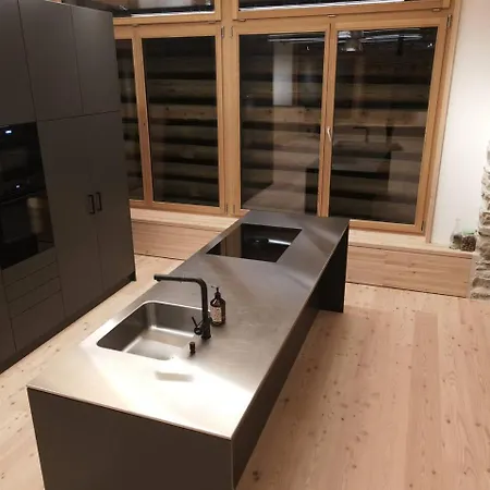Apartament Historisches Stallhaus In Lumbrein Mit Kamin, Bergblick, Ski & Familie Lumbrein