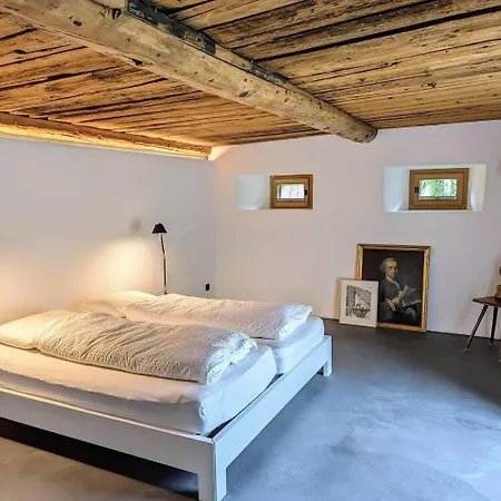 Historisches Stallhaus In Lumbrein Mit Kamin, Bergblick, Ski & Familie