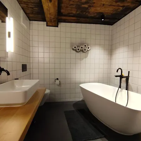 Historisches Stallhaus In Lumbrein Mit Kamin, Bergblick, Ski & Familie Apartament *