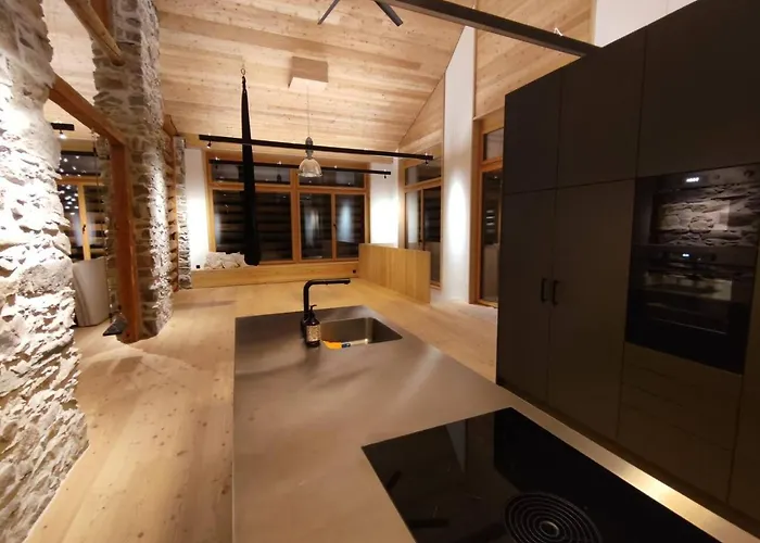 Appartement Wundervoll Renoviertes Stallhaus In *